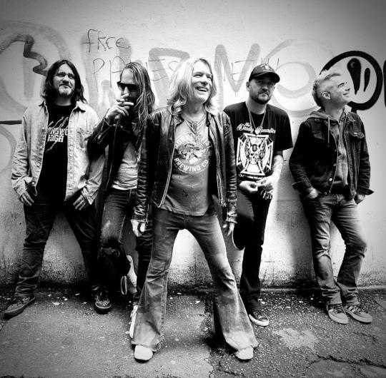 Picture of members of WARRIOR SOUL